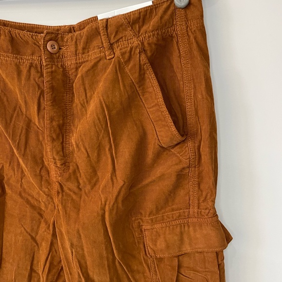 American Eagle Outfitters High Rise Corduroy Cargo jogger pants - Picture 2 of 10